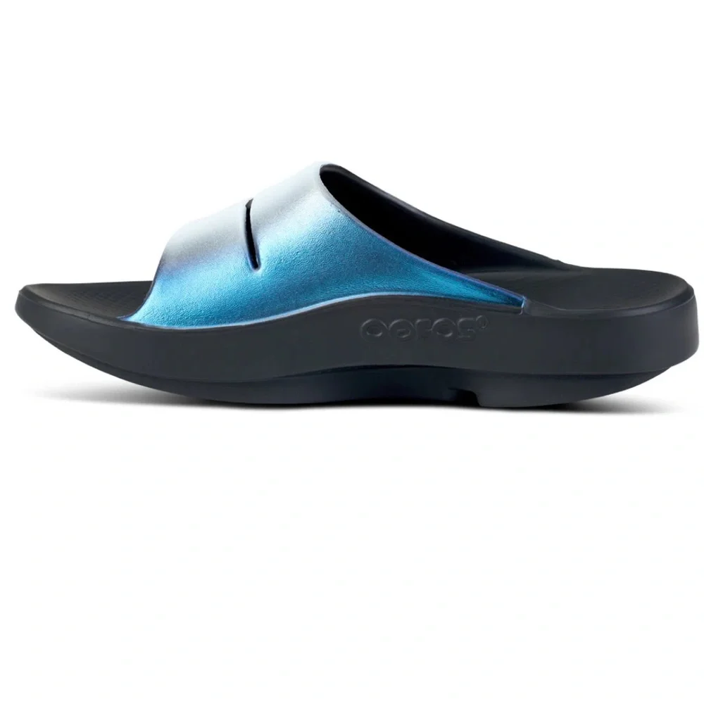 OOFOS Slides - Picture 5 of 14